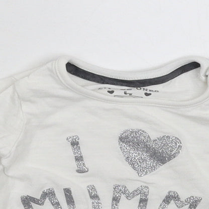 Close-up detail of F&F Baby White Basic T-Shirt, size 0-3, Months
