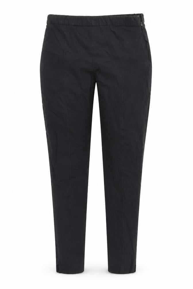 Front view of ASOS women’s black trousers, size UK 8, 25-inch leg
