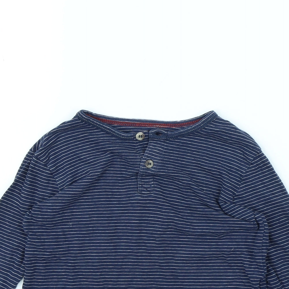 Close-up detail of H&M girls’ blue striped basic t-shirt, size 4, years