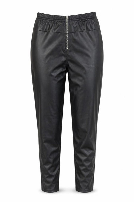 Womens UK Size 6 Boohoo Regular Fit Carrot Black Trousers