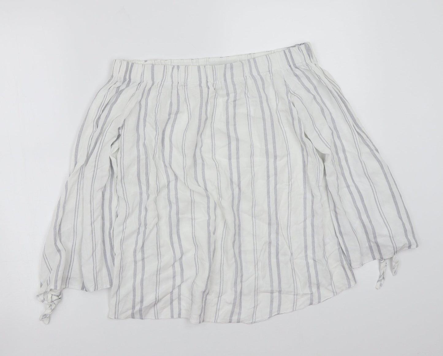 Papaya Womens White Striped  Basic Blouse Size S