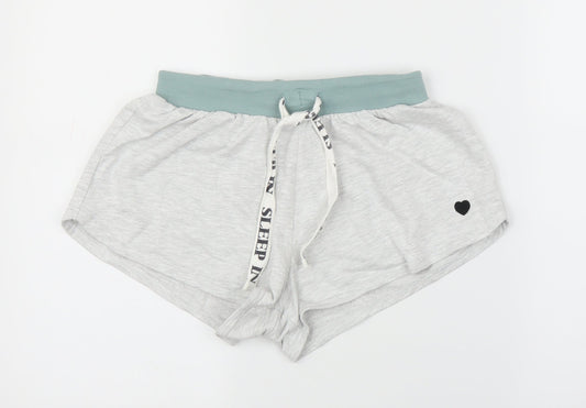 F&F Womens Grey   Cut-Off Shorts Size 6