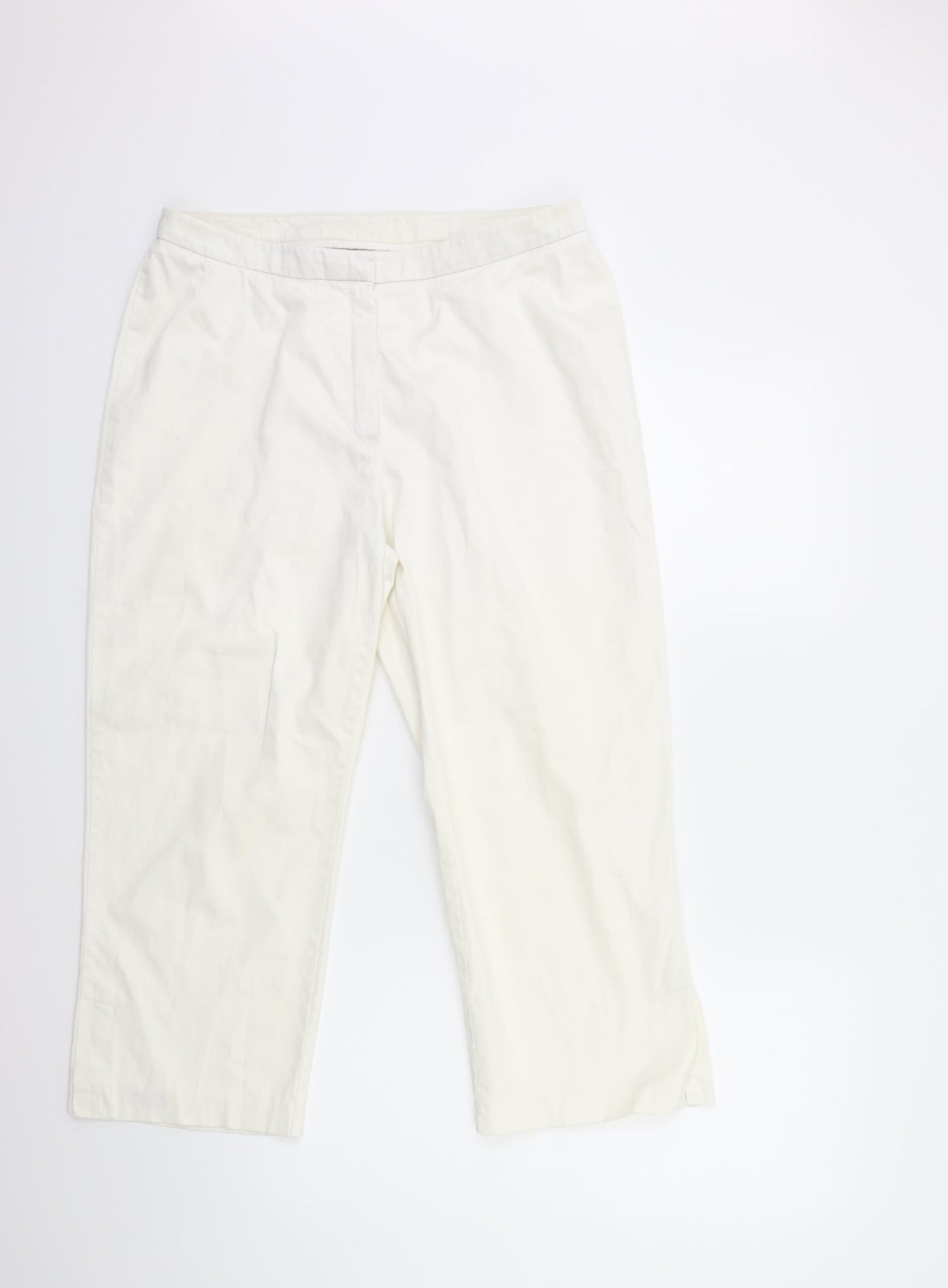 Womens UK Size 32 in Marks and Spencer Regular Fit Cropped White Trousers