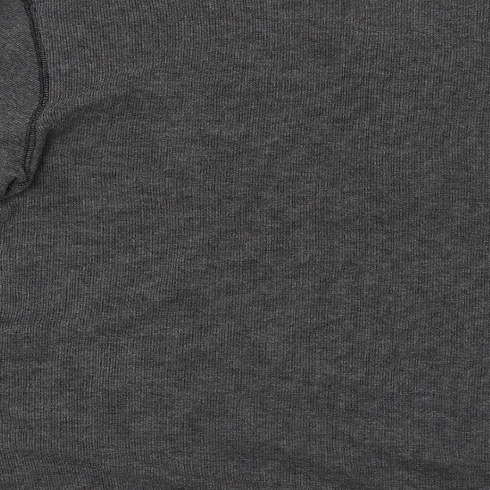 Brand and care label for easy premium clothing men’s grey jumper, size M