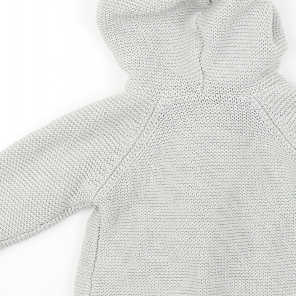 Brand and care label for Cocoon Baby Grey Jacket, size 6-9, Months