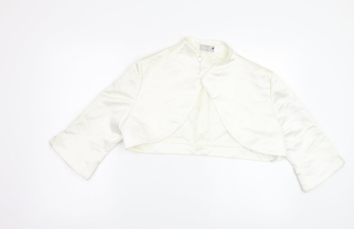 Front view of Pearce Fionda women’s white overcoat jacket
