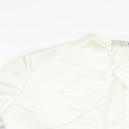 Close-up detail of Pearce Fionda women’s white overcoat jacket