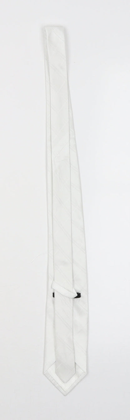 Mens Cedar Wood State White Striped  Pointed Tie