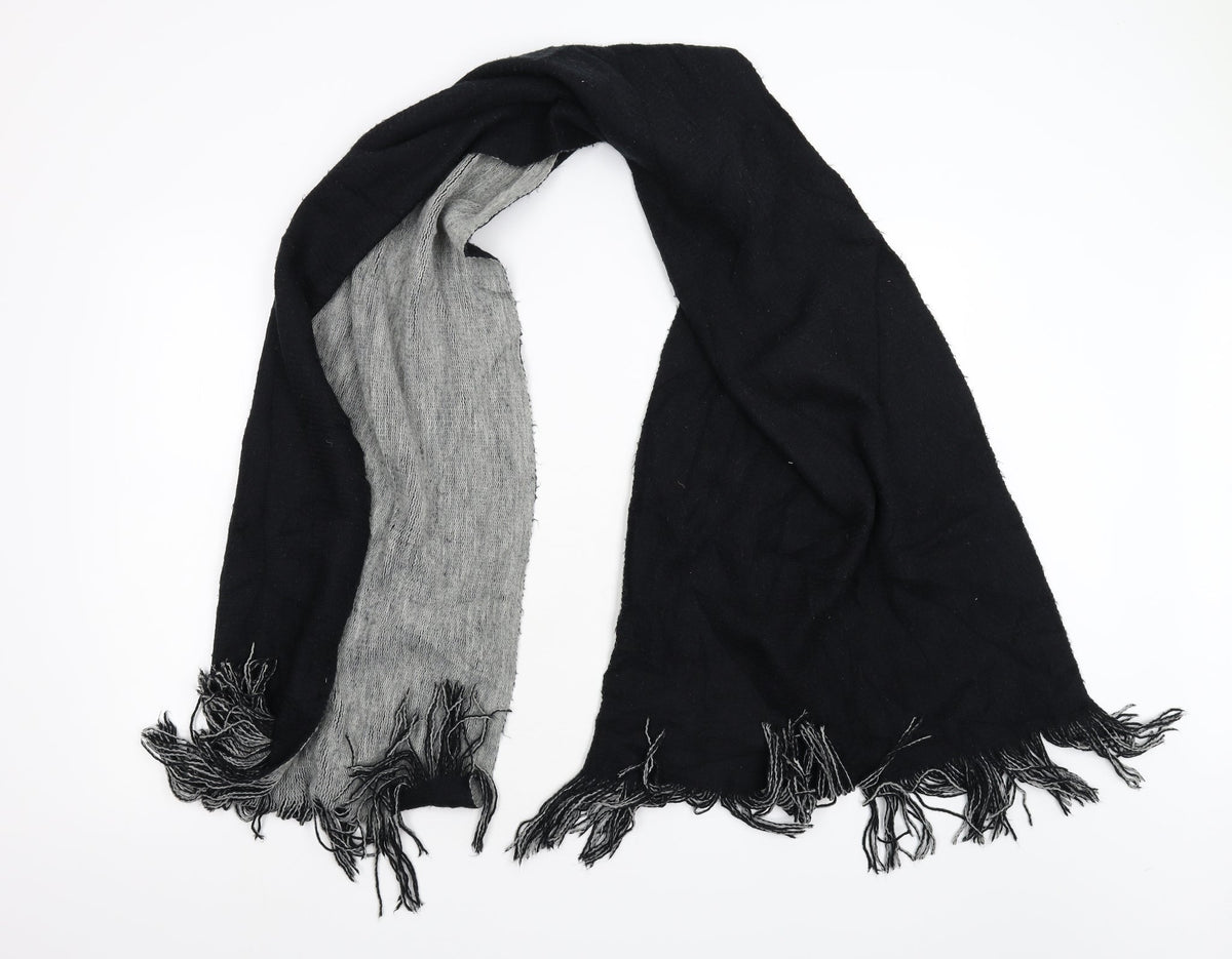 Front view of Preorn unisex black knit scarf