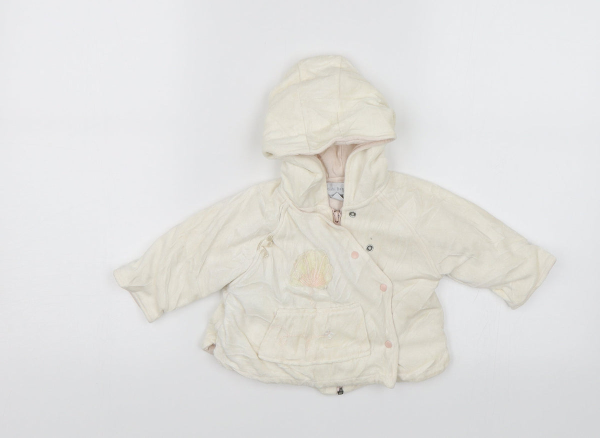 Additional front view of Kiabi Baby White Jacket, size 6-9, Months