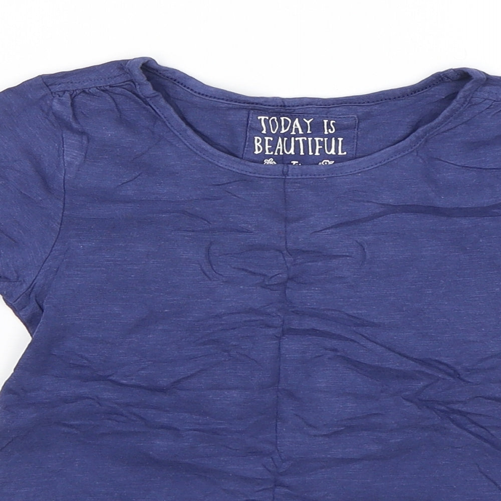 Close-up detail of Tu girls’ blue basic t-shirt, size 6, years
