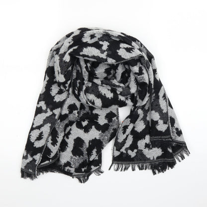 Additional front view of Preworn unisex grey animal print shawl/wrap - leopard print