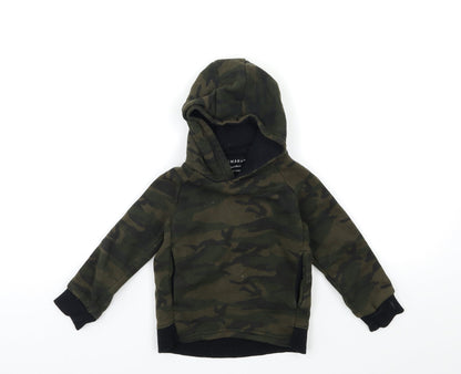 Primark Boys Green Camouflage  Pullover Hoodie Size 2-3 Years