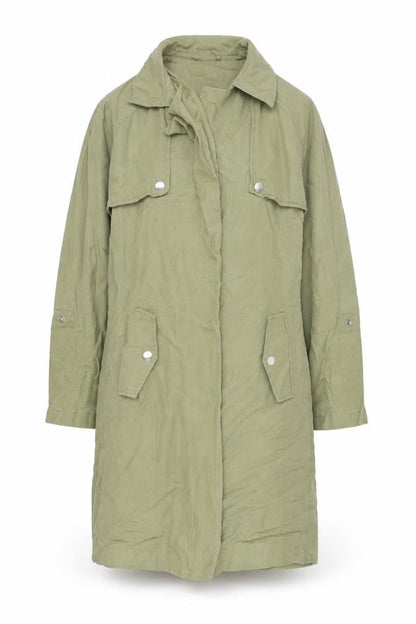Front view of New Look girls’ green colourblock jacket, size 9, years