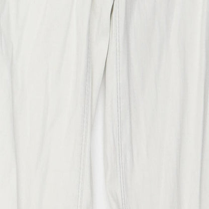 Womens UK Size 25 in Preworn Regular Fit Skinny White Jeans