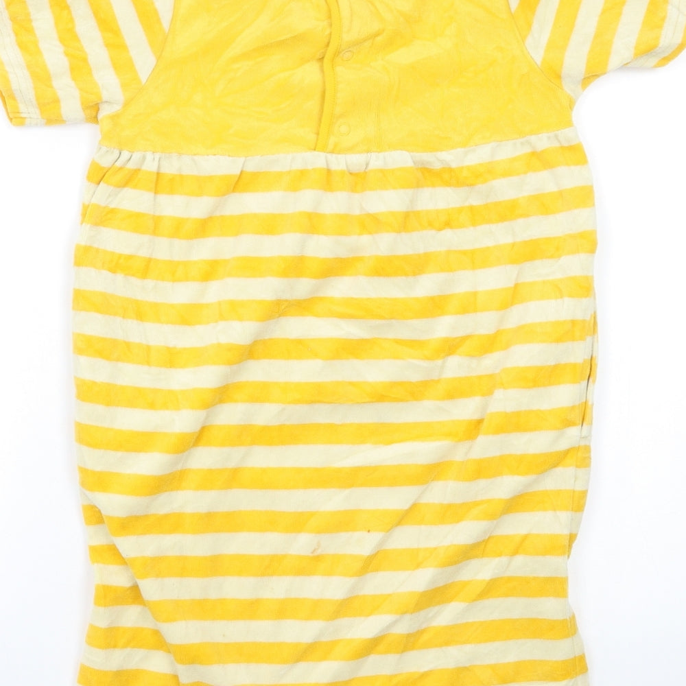 Preworn Girls Yellow Striped    Size 7-8 Years