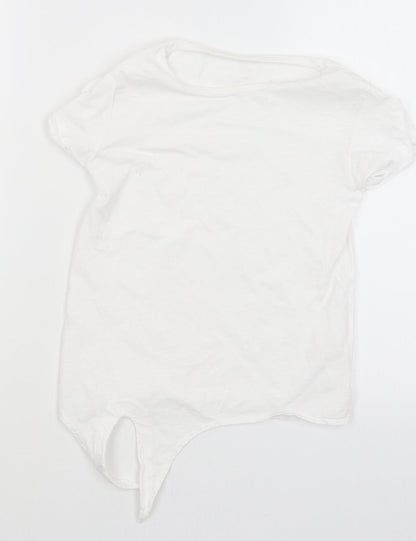 Additional front view of Very girls’ white basic t-shirt, size 8, years