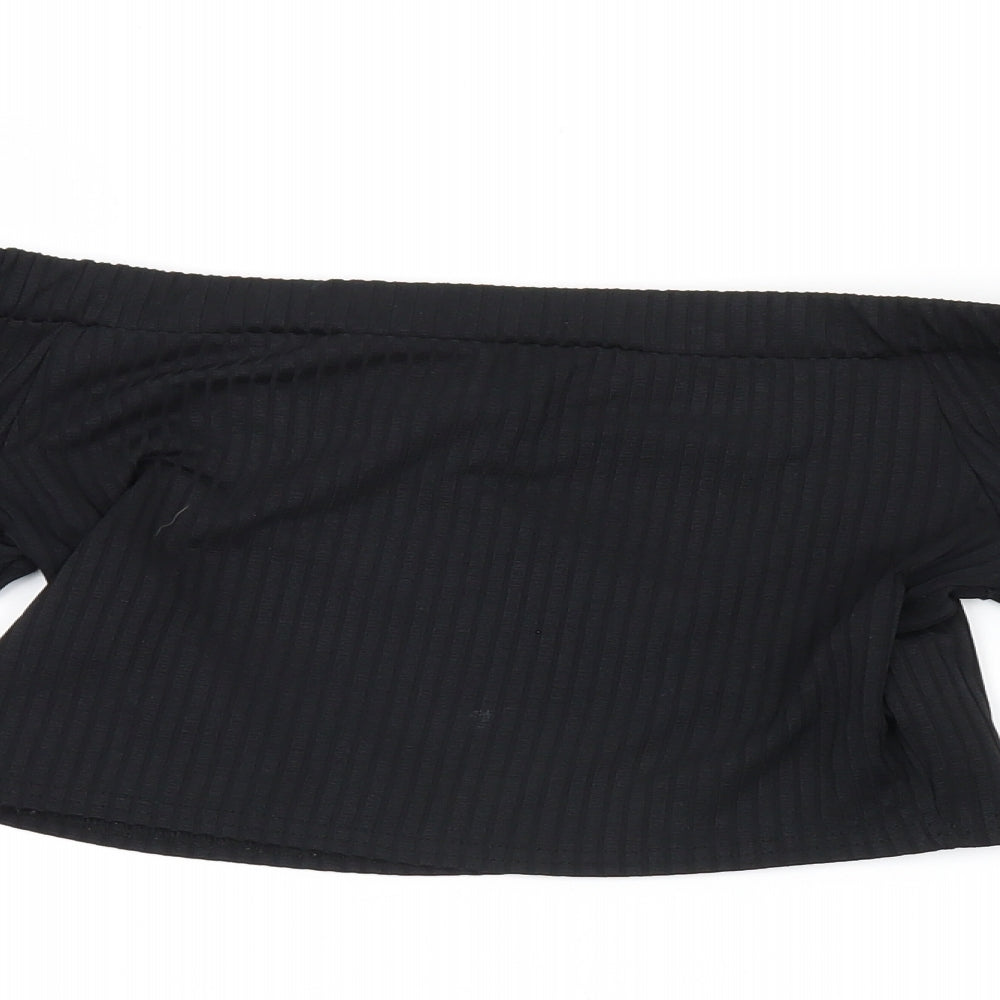 Close-up detail of Missguided women’s black jumper, size UK 8, - crop top