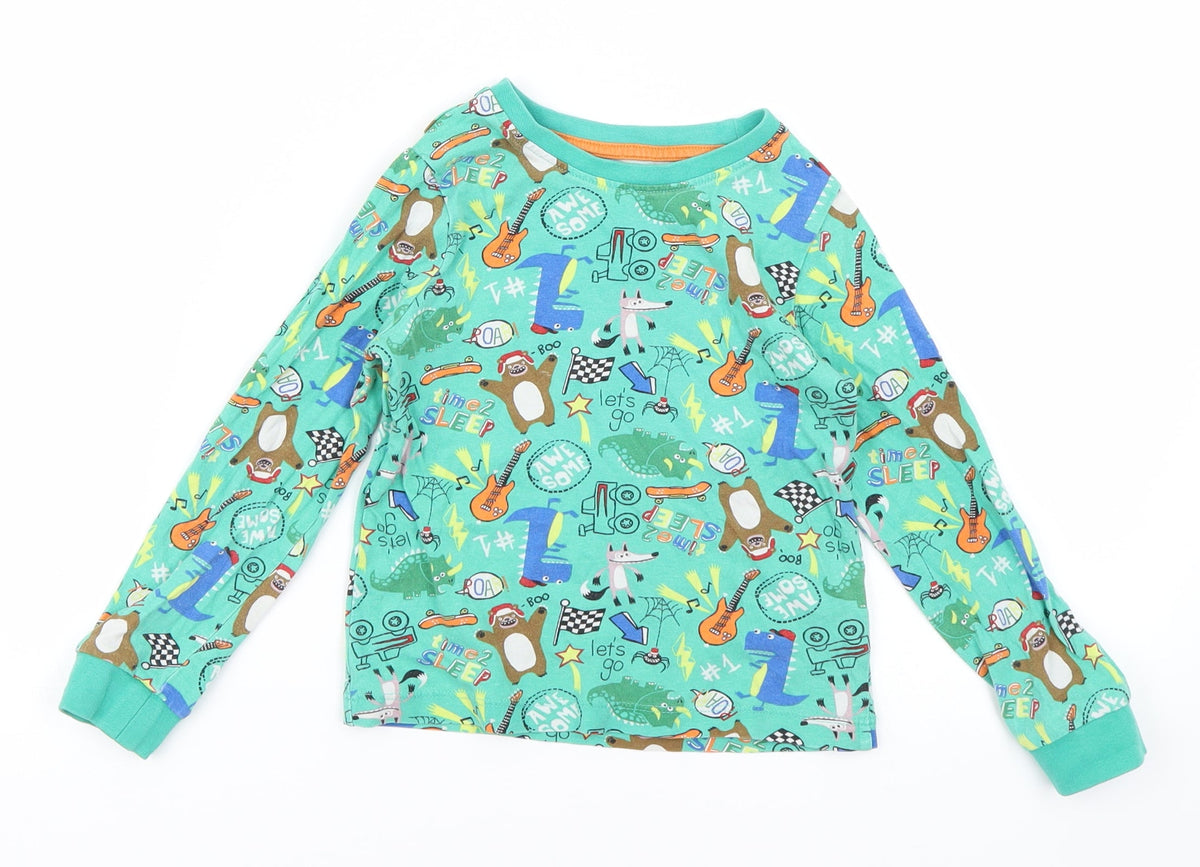 Front view of TU boys’ green basic t-shirt, size 3-4, years