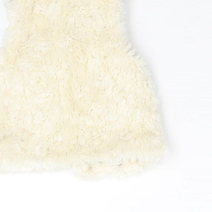 Dunnes Girls Ivory  Fleece Gilet Waistcoat Size 2-3 Years