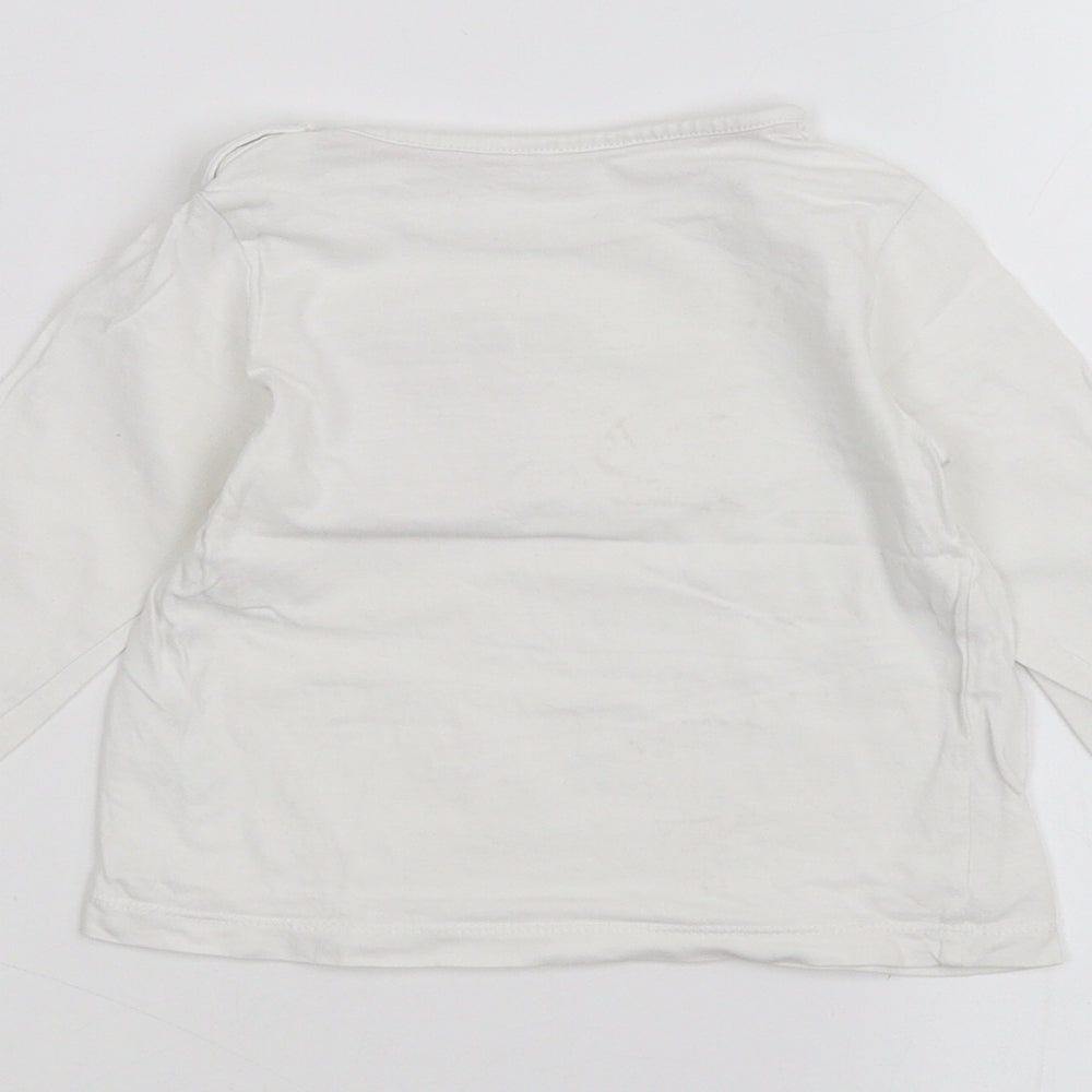 Brand and care label for Matalan Baby White Basic T-Shirt, size 9-12, Months