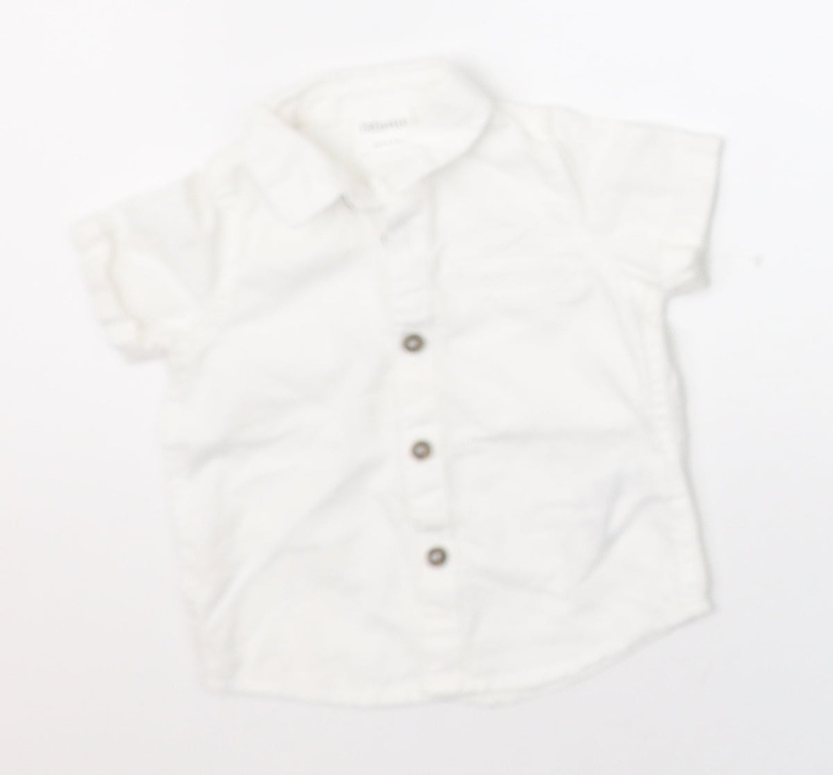 Additional front view of F&F boys’ white basic button-up, size 0-3, months