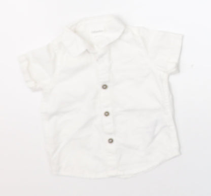 Additional front view of F&F boys’ white basic button-up, size 0-3, months