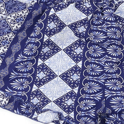 Boohoo Womens Blue Geometric  Bermuda Shorts Size 10