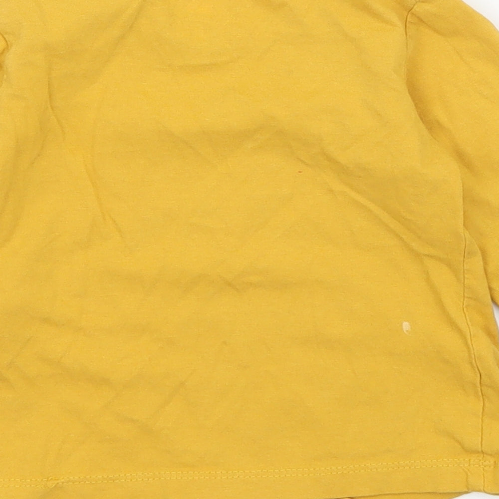 Brand and care label for BS boys’ yellow jersey basic t-shirt, size 9-12, months