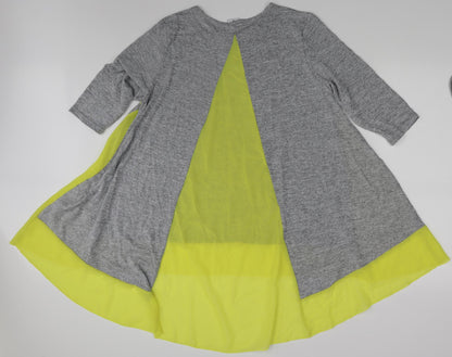 MITZY Womens Grey   Basic T-Shirt Size M