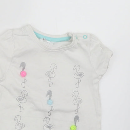 Preworn Baby White   Basic T-Shirt Size 12-18 Months