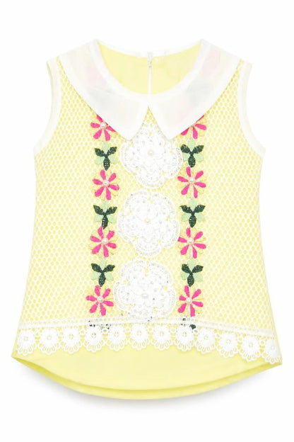 Front view of Preworn girls’ yellow floral basic blouse, size 2-3, years