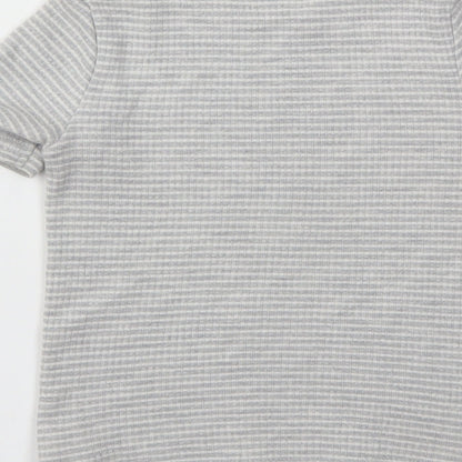 F&F Boys Grey Striped  Basic T-Shirt Size 5-6 Years