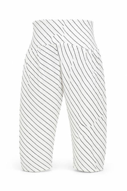 Womens UK Size 38 Preworn Regular Fit  White Trousers