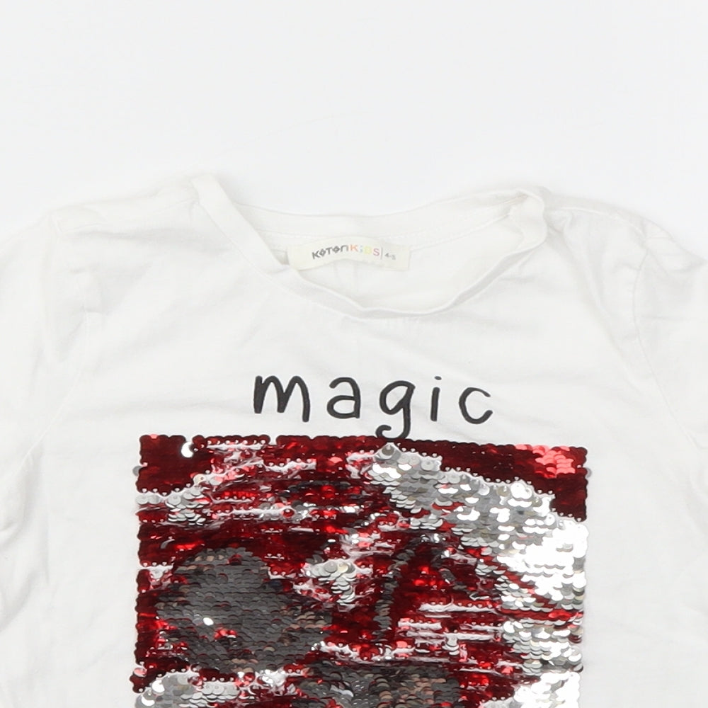 Close-up detail of KOTON girls’ white basic t-shirt, size 4-5, years
