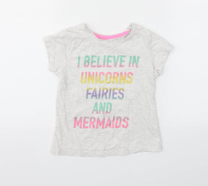 Additional front view of Primark girls’ grey basic t-shirt, size 4-5, years