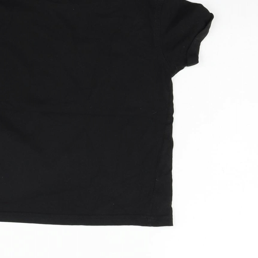Brand and care label for George girls’ black basic t-shirt, size 6-7, years