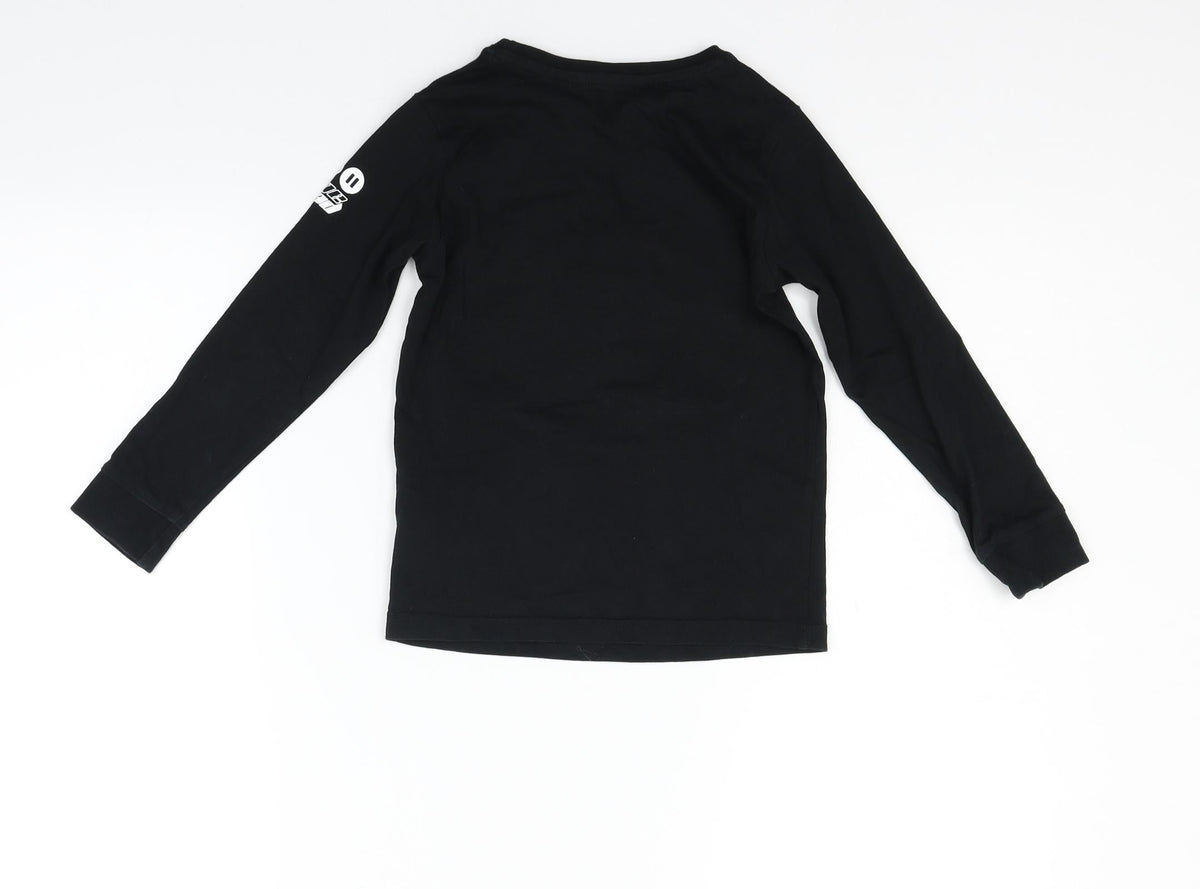 Back view of George girls’ black basic t-shirt, size 4-5, years