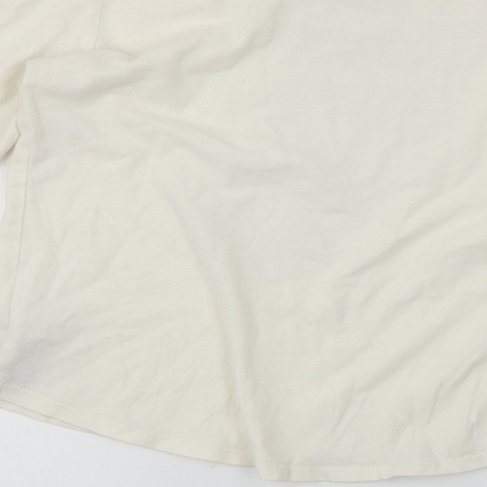 Brand and care label for Gap girls’ white basic t-shirt, size L, - sequin detail