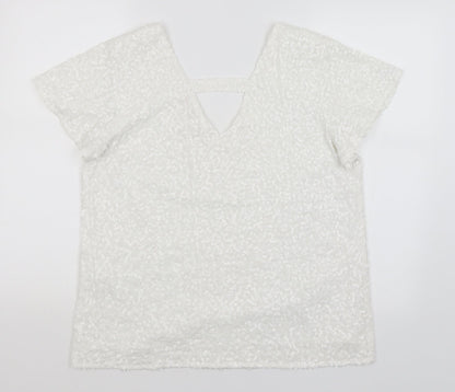 Amichi Collection Womens White   Basic T-Shirt Size L
