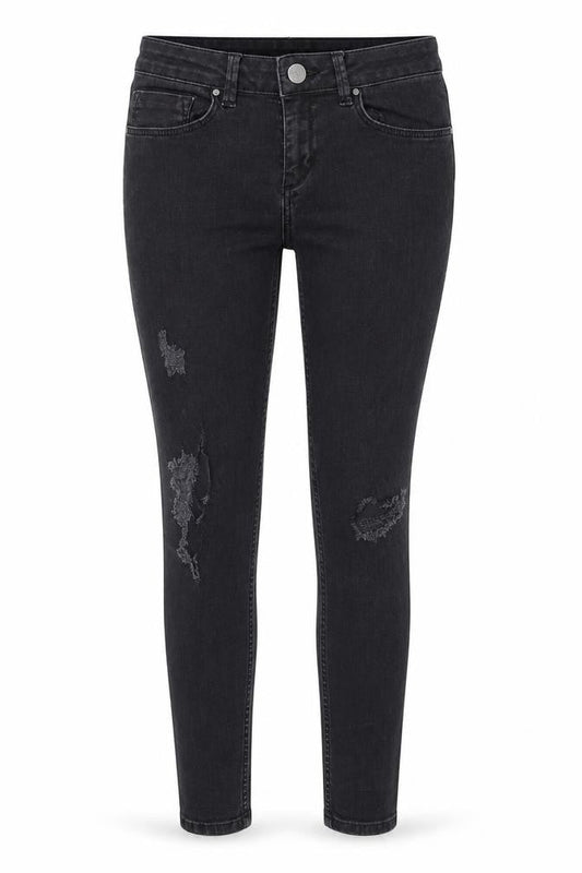 Front view of ASOS women’s black skinny jeans, size UK 8, 28-inch leg