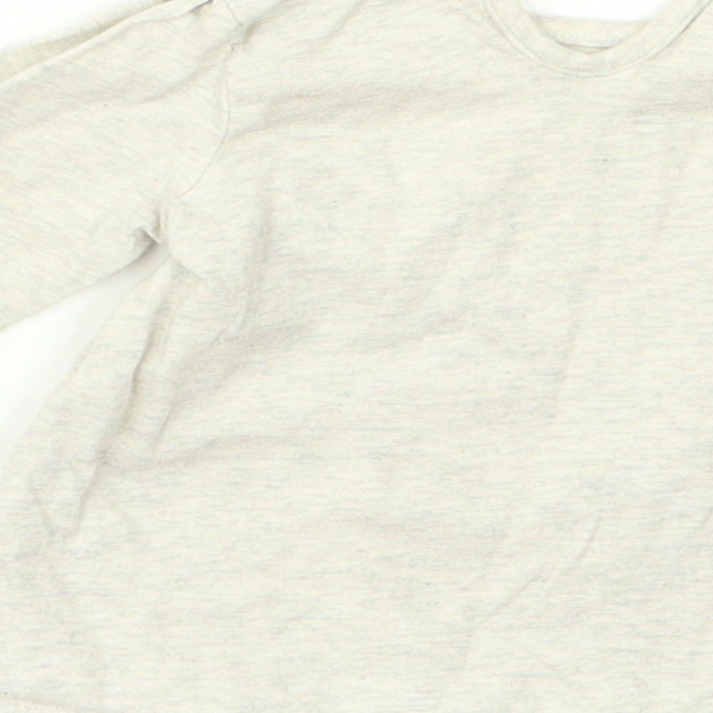 Brand and care label for George girls’ grey rayon basic t-shirt, size 0-3, months