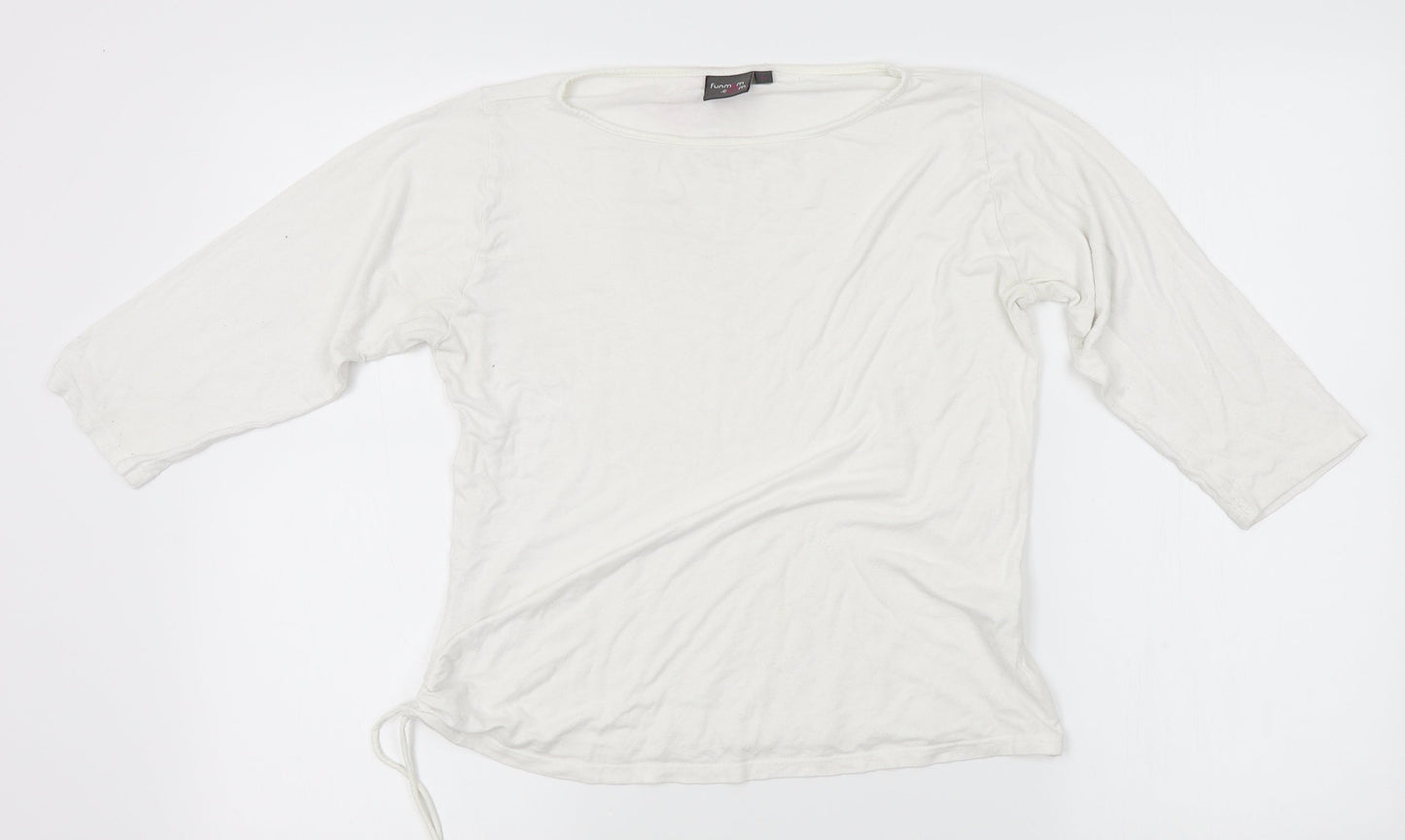FunMum Womens White   Basic T-Shirt Size L