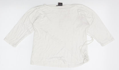 FunMum Womens White   Basic T-Shirt Size L