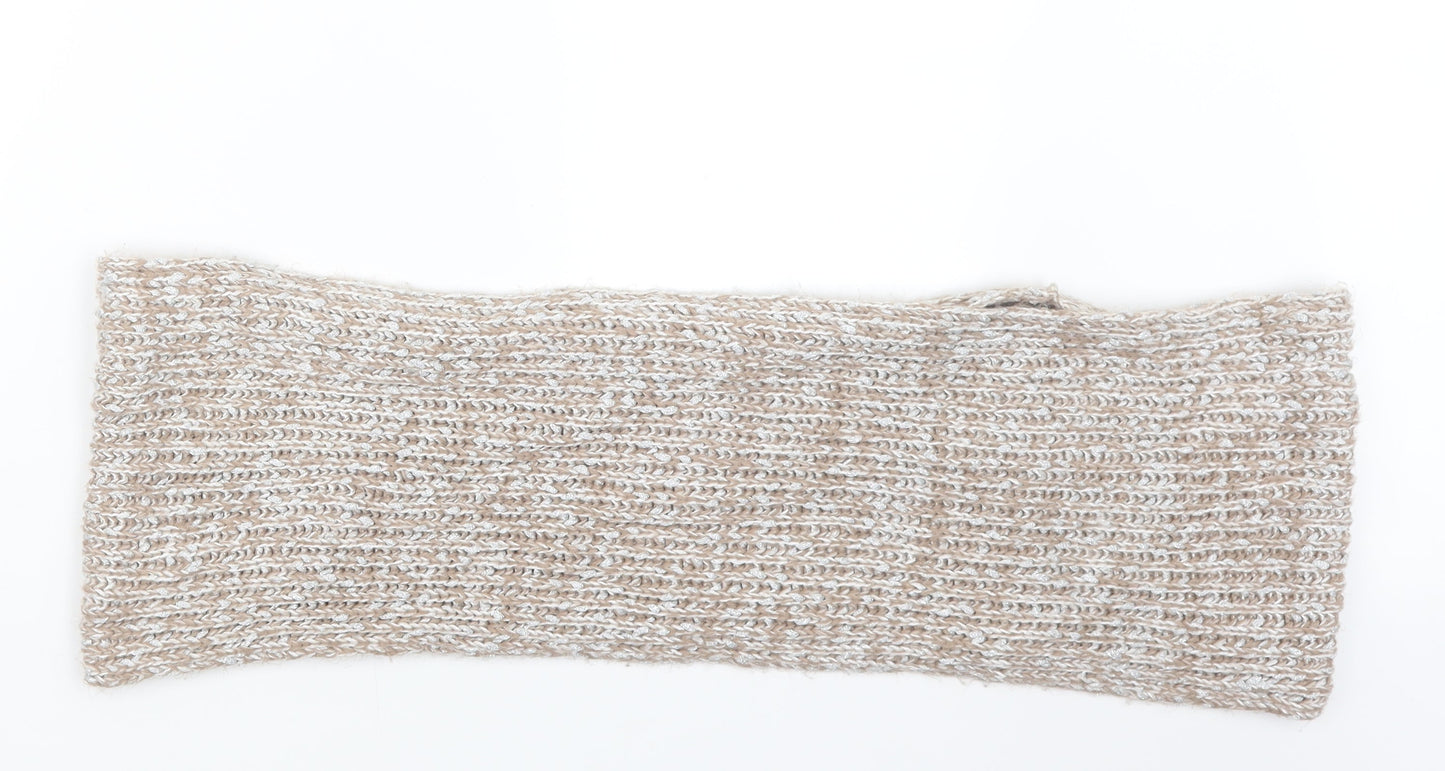 Preworn Womens Silver  Knit  Scarf   - Snood