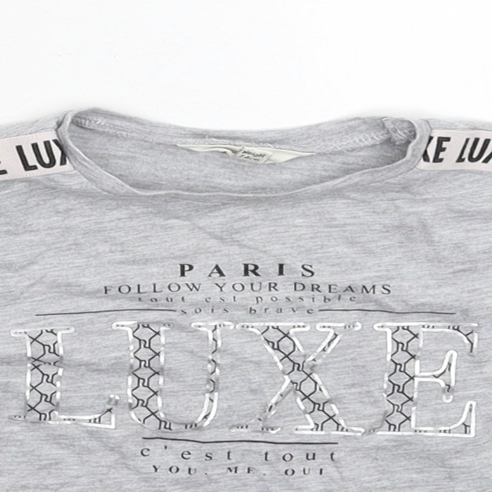 Close-up detail of River Island Baby Grey Basic T-Shirt, size 3-6, Months