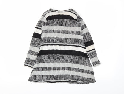 Boohoo Girls Black Striped  Fit & Flare  Size 5-6 Years