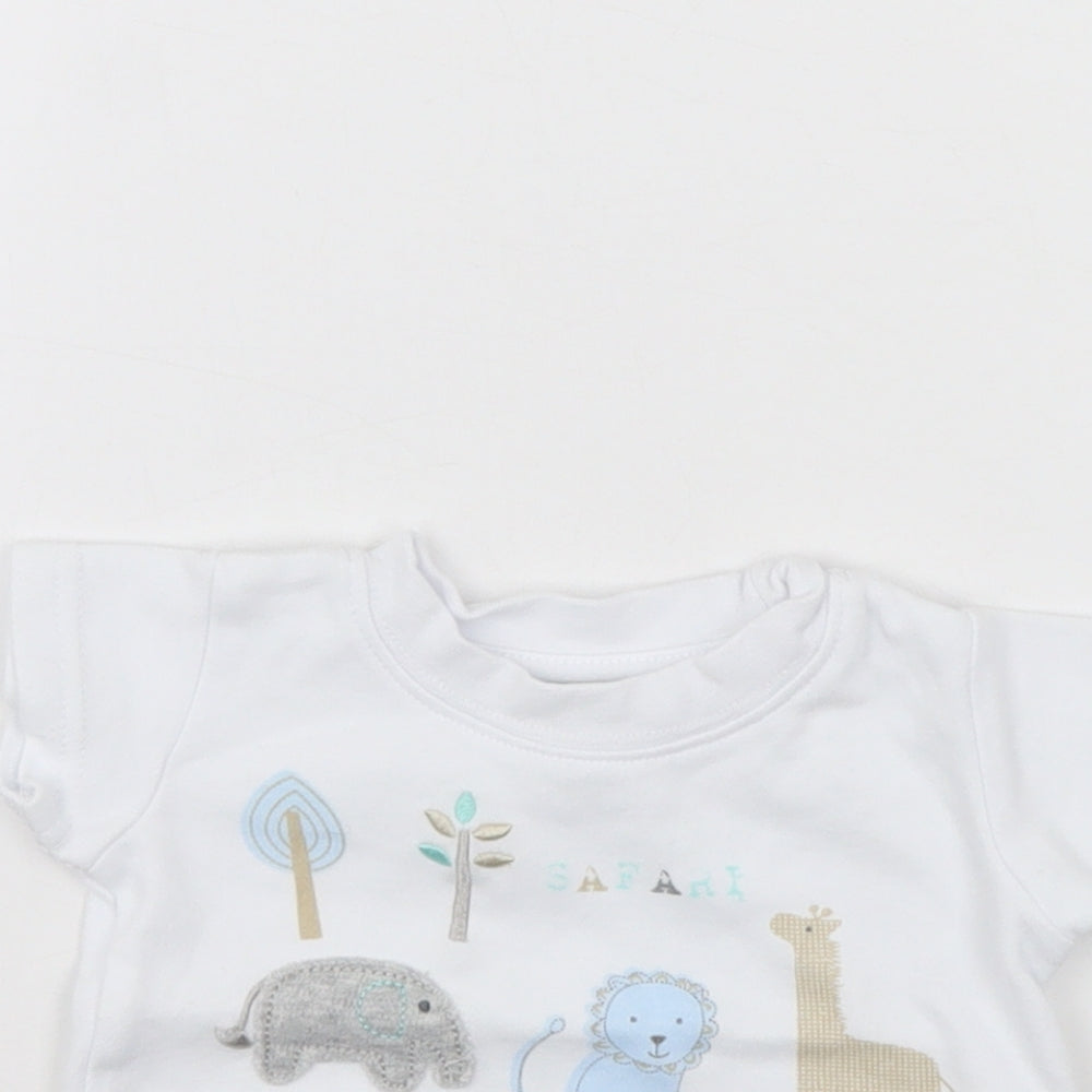 Close-up detail of Early Days Baby White Basic T-Shirt, size 0-3, Months