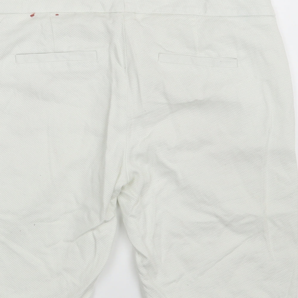 Smart Set  Womens Ivory   Chino Shorts Size 4
