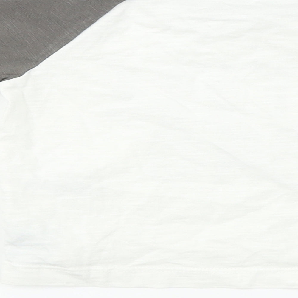 Nutmeg Boys White   Basic T-Shirt Size 6-9 Months